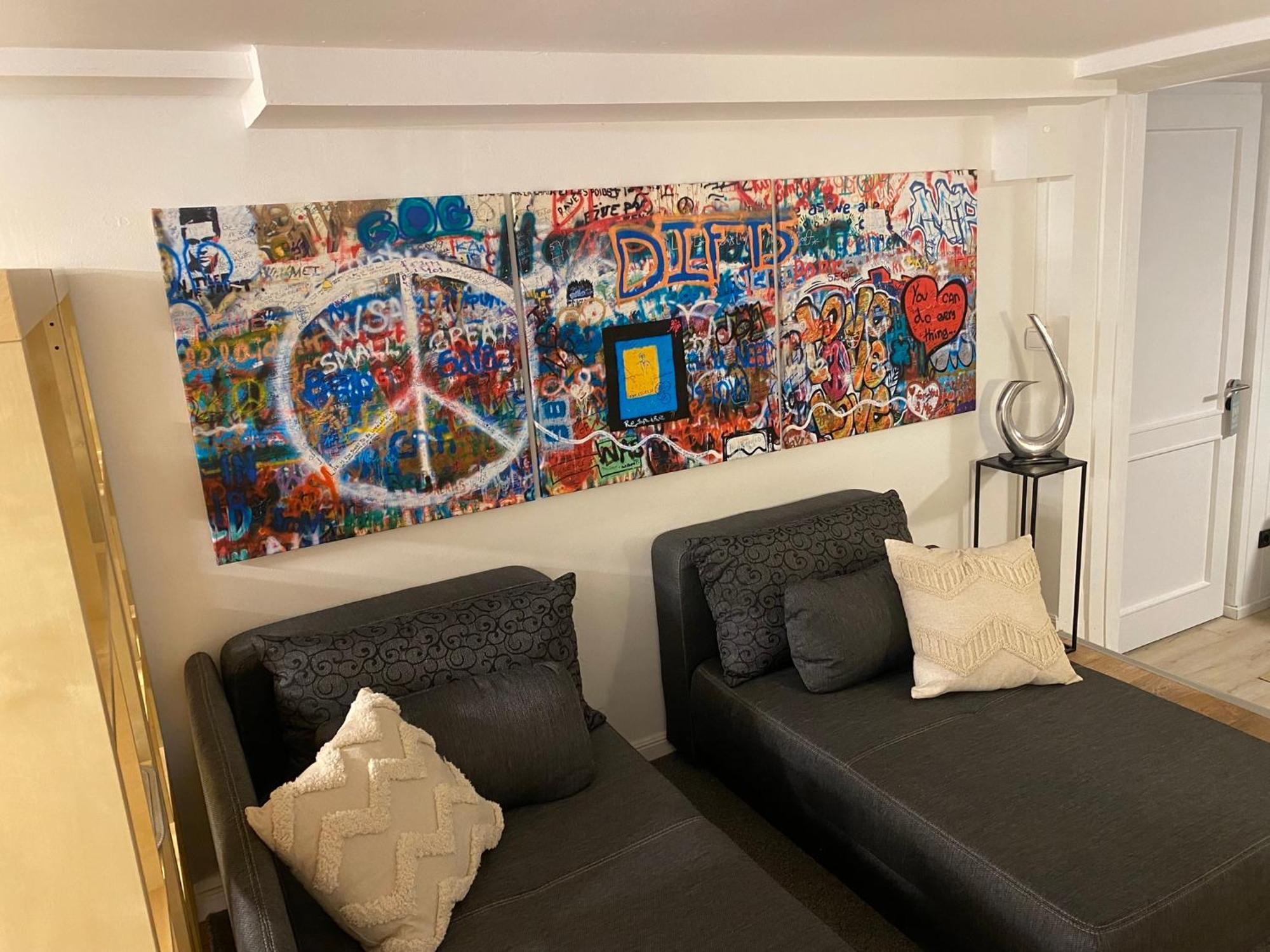 Xanten Basement Suite ภายนอก รูปภาพ